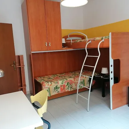 Eva 's Flat With Large Sunny Balcony And Lagoon View Apartment *