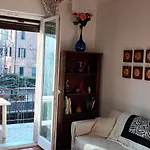 Eva 's Flat With Large Sunny Balcony And Lagoon View * Lido de Venise
