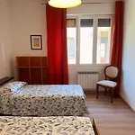 Eva 's Flat With Large Sunny Balcony And Lagoon View Appartement Lido de Venise