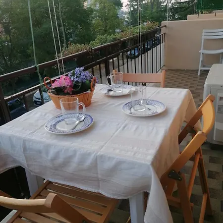 Eva 's Flat With Large Sunny Balcony And Lagoon View Lägenhet *