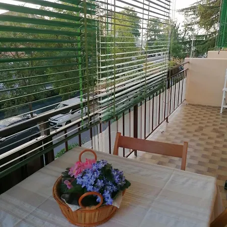 Lägenhet Eva 's Flat With Large Sunny Balcony And Lagoon View