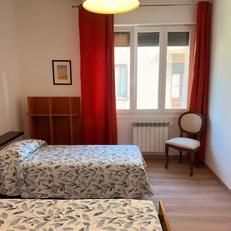 Eva 's Flat With Large Sunny Balcony And Lagoon View Lägenhet Venedig-Lido