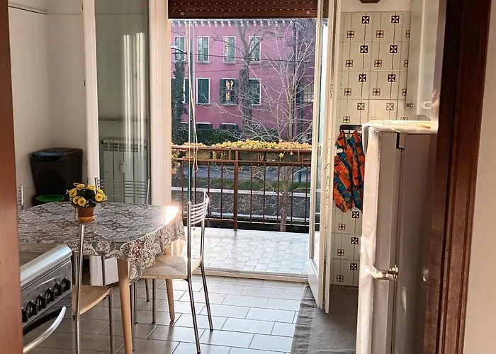 Eva 's Flat With Large Sunny Balcony And Lagoon View Apartmán Benátky – Lido