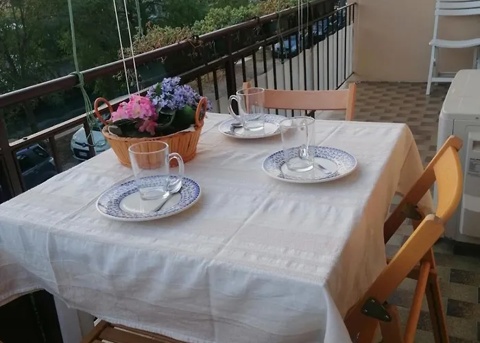 Eva 's Flat With Large Sunny Balcony And Lagoon View Apartmán *