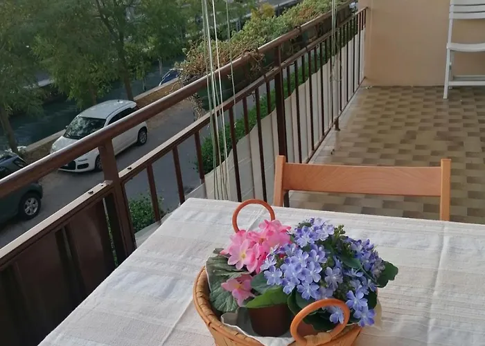 Eva 's Flat With Large Sunny Balcony And Lagoon View Lägenhet Venedig-Lido